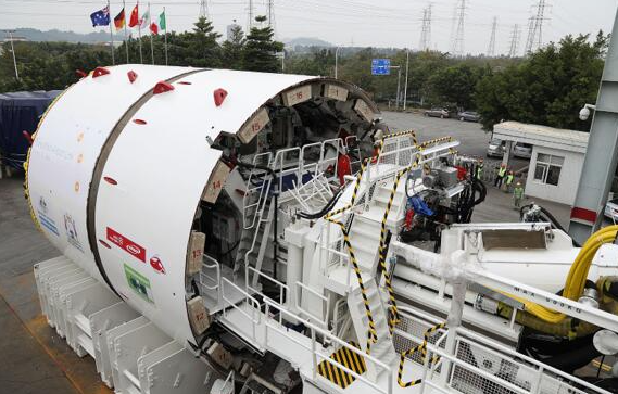 中鐵集團盾構(gòu)機油品品質(zhì)監(jiān)測系統(tǒng)安裝服務案例